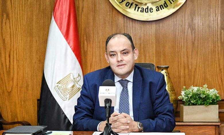 المهندس أحمد سمير وزير التجارة والصناعة