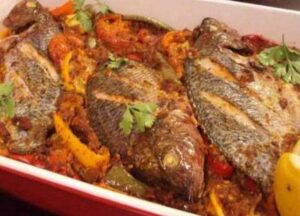  صينية سمك بطريقة محترفة  بمذاق شهى لايقاوم