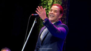 مدحت صالح  يحيي حفلاً غنائيًا بمهرجان الموسيقى العربي.. الليلة