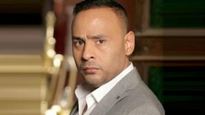 “اشتغلت في البلاط وافتخر بنشأتي في الوراق”.. أبرز تصريحات محمود عبد المغني في “سهرانين”