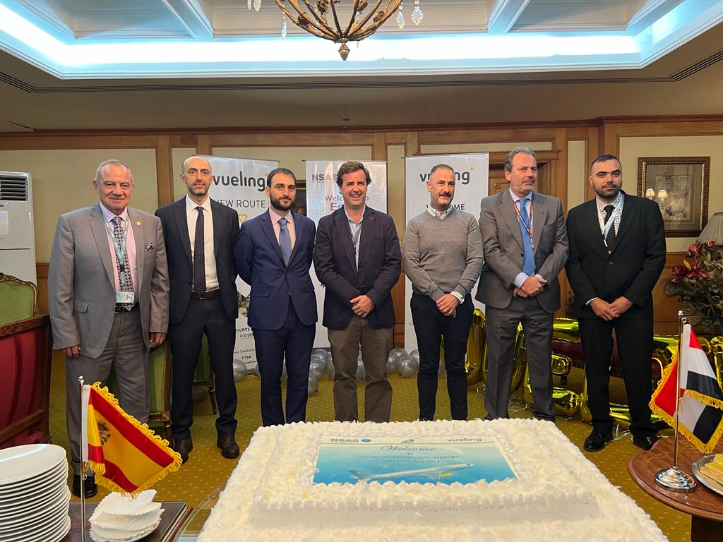 نيو ستار لخدمات الطيران: 3 رحلات أسبوعية من برشلونة للقاهرة