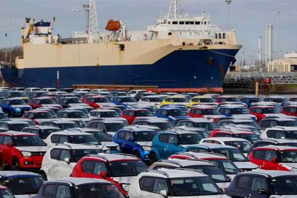 وفد جمركي  يعقد اجتماعا مع الجالية المصرية في الرياض لتوضيح  قانون استيراد سيارة من الخارج