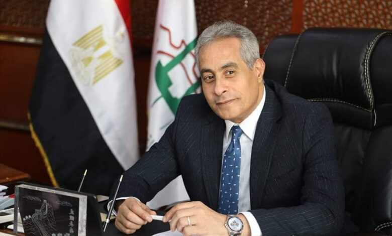 وزير القوى العاملة
