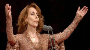 “كل عام وأنتِ رمز لبنان”.. نجوم الغناء يهنئون فيروز بعيد ميلادها الـ90