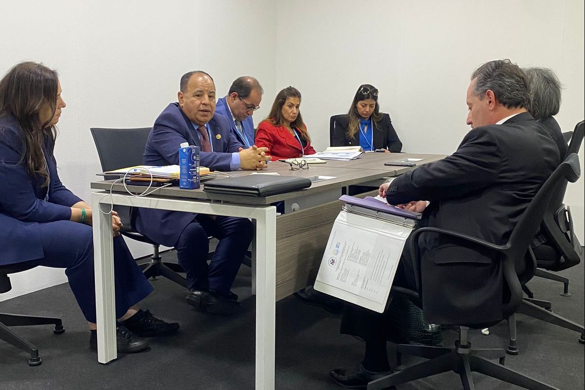 وزير المالية فى لقائه مع مساعد وزيرة الخزانة الأمريكية