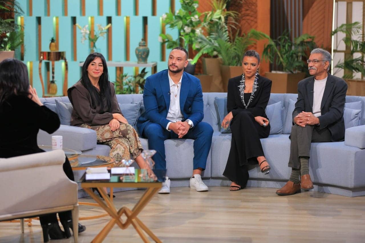 الجمعة ..منى الشاذلى تستضيف أبطال ” 19ب”