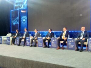 في جلسة بحثت أدوار القطاعات المختلفة: التكنولوجيا تعالج متاعب القطاع الصحي وتطور قدراته