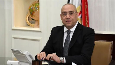 وزير الإسكان
