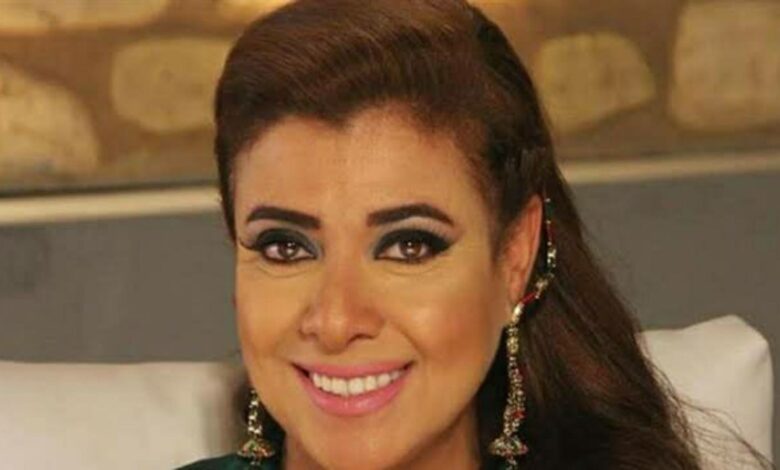 نشوى مصطفى