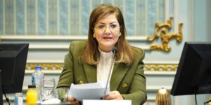 وزراة التخطيط والتنمية الاقتصادية تعلن مستهدفات قطاع الكهرباء والطاقة المتجددة بخطة العام المالي الحالي 22/2023