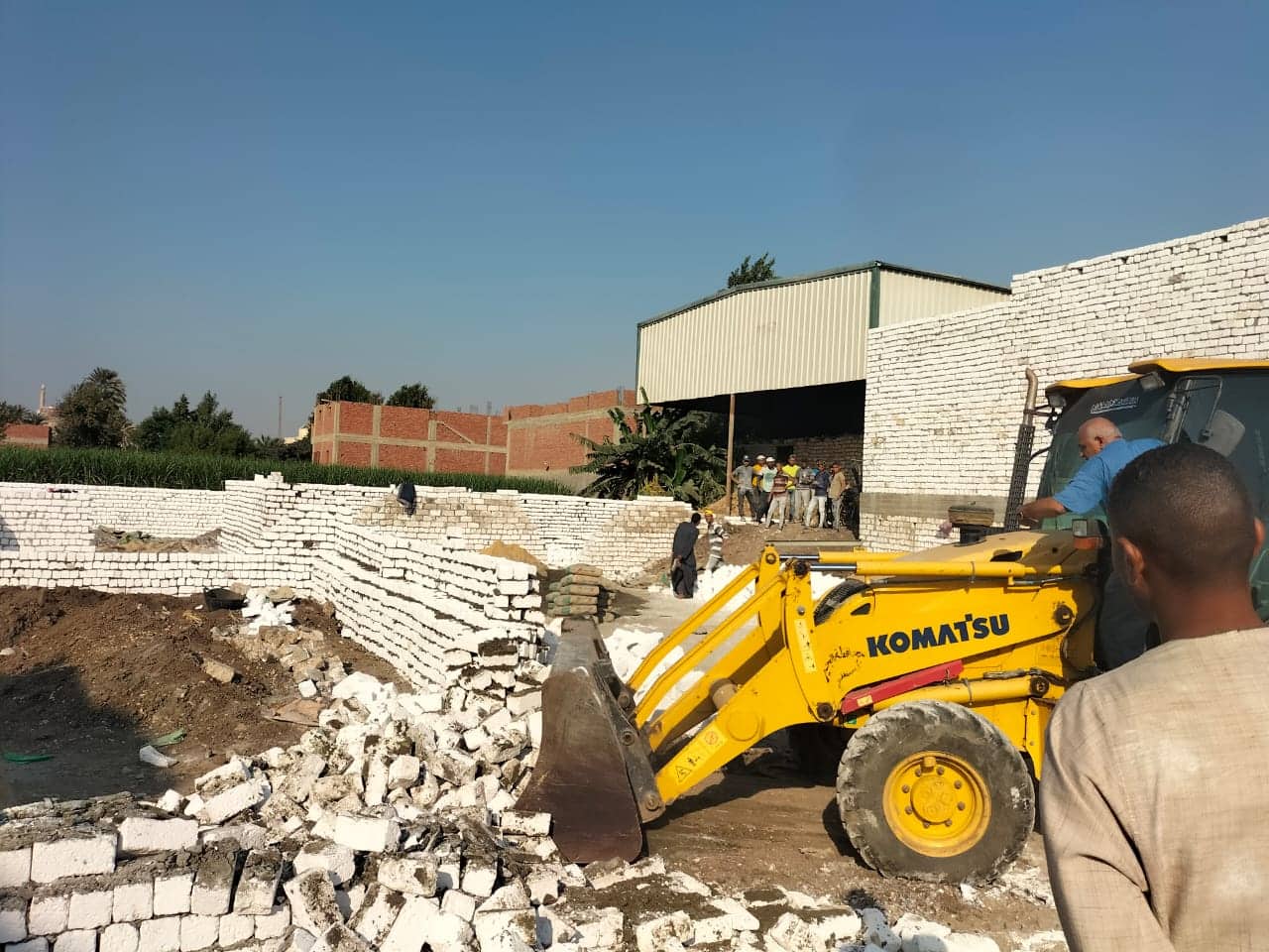 إزالة ٣٦ حاله تعدي علي الاراضي الزراعية بأطفيح بمساحه ٦ الاف م٢