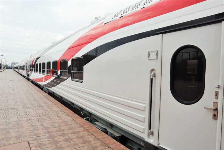 أسعار تذاكر السفر بقطارات الدرجة الثالثة