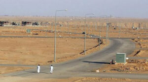 ما مصير الأهالي المقيمين في نطاق مشروع “رأس الحكمة”.. أين سيذهبون؟