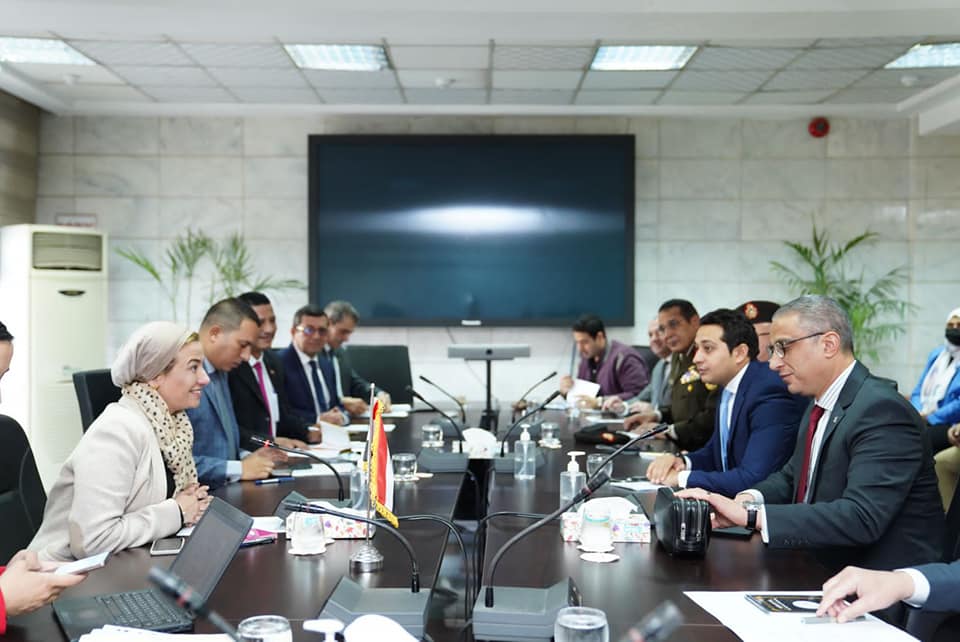 وزيرة البيئة تشيد بإجراءات الحماية الاجتماعية للصيادين خلال فترة توقف الصيد