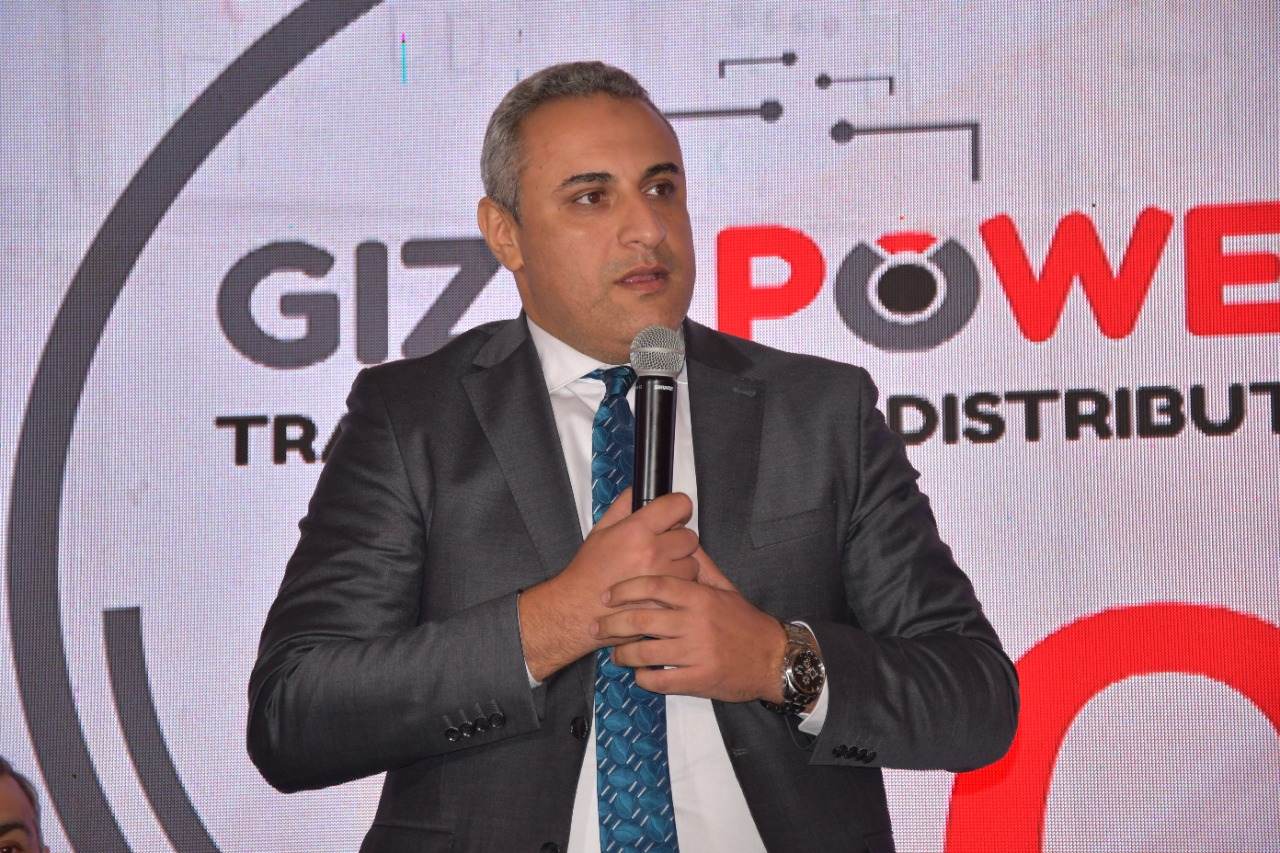 الجيزة لنقل وتوزيع الطاقة تشارك في حياة كريمة لتنمية الريف المصري