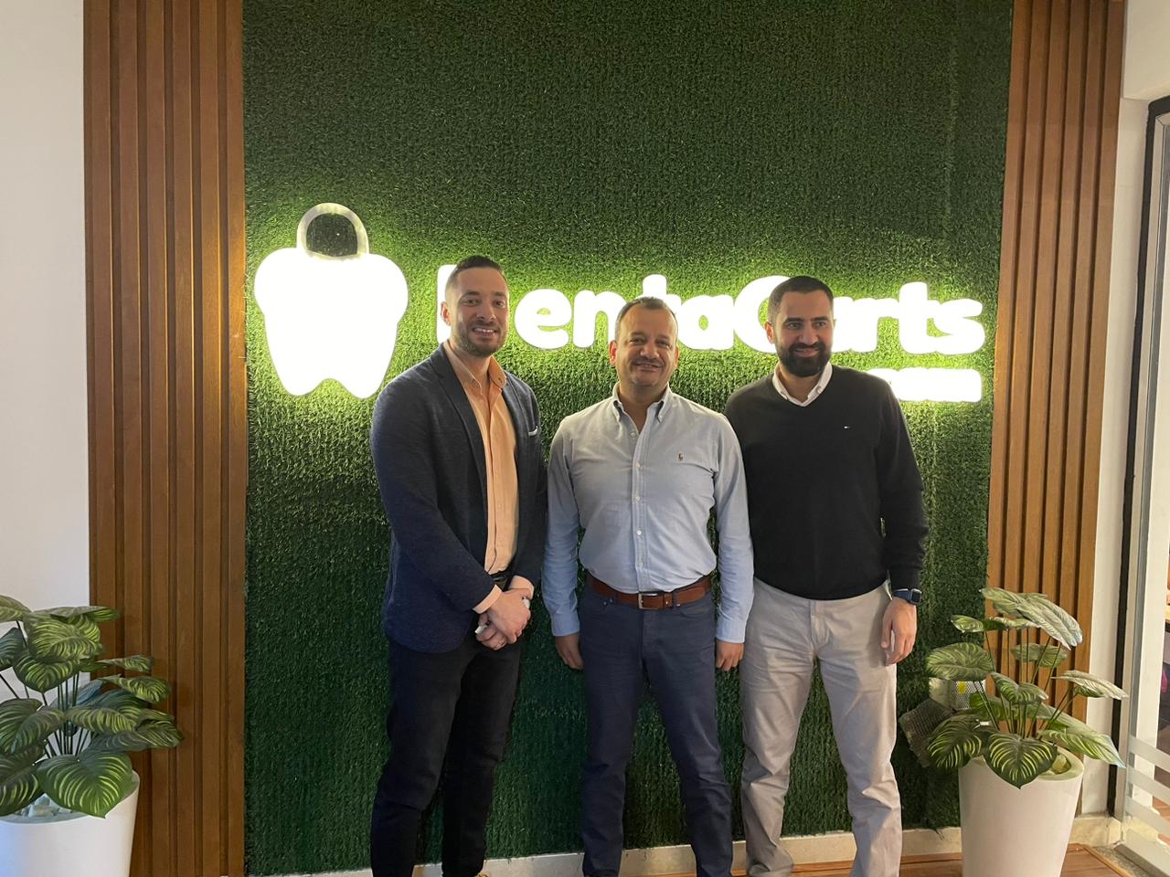 “دنتاكارتس” أول منصة إلكترونية لطب الأسنان تعلن عن ملامح استراتيجيتها في 2023