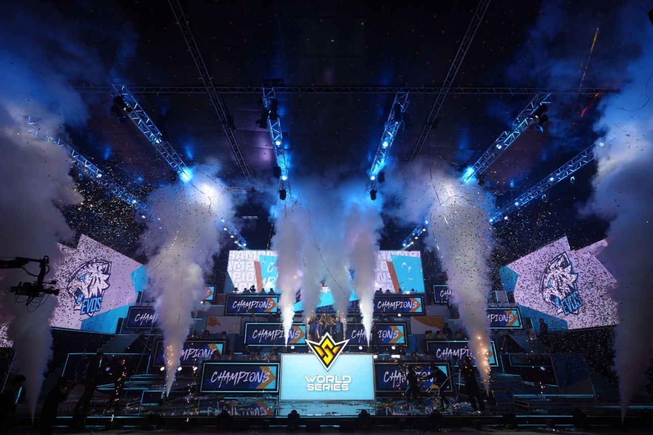 فريق  “EVOS Phoenix” التايلاندي توج بطلًا للعالم في ختام فعاليات بطولة فري فاير العالمية ( FFWS 2022 ) بانكوك