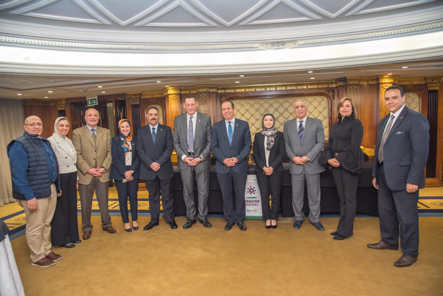 مجموعة نوادي روتاري تقيم معرضًا خيريًا للملابس لصالح طلاب جامعة حلوان