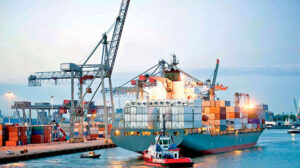 الحكومة تنفي حظر دخول بعض واردات السلع إلى مصر