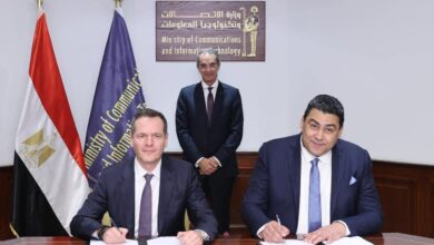 الدكتور عمرو طلعت مراسم توقيع اتفاقية بين الشركة المصرية للاتصالات