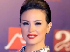 “وصلت لليفل الوحش في التمثيل”.. ريهام عبد الغفور تتصدر “تويتر” بسبب “أزمة منتصف العمر”