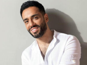 صدمات في حياته السبب.. تفاصيل إصابة رامي جمال بالبهاق والسكري