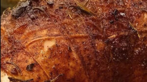 الشيف سارة عبد السلام تقدم طريقة عمل صدر رومي بزبدة الأعشاب