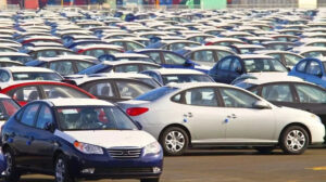 حقيقة مد فترة العمل بقانون “تيسير استيراد سيارات المصريين بالخارج”