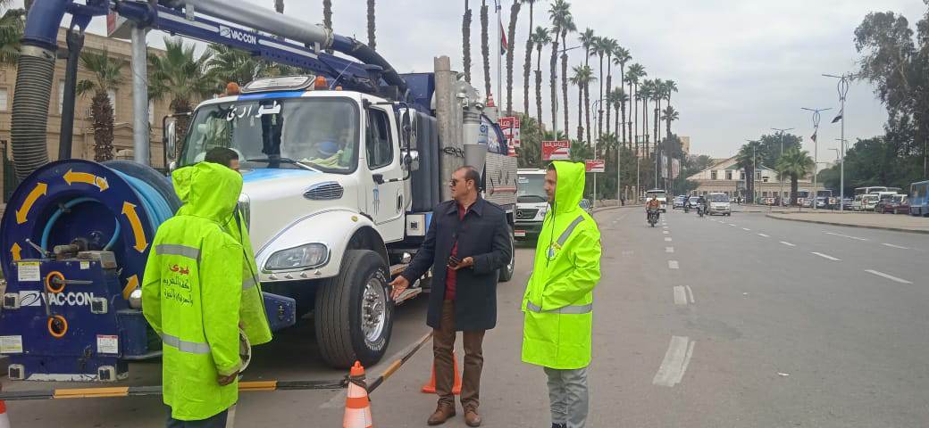 تنسيق كامل بين كافة القطاعات الخدمية والحيوية بالجيزة للتعامل مع اى هطول للامطار