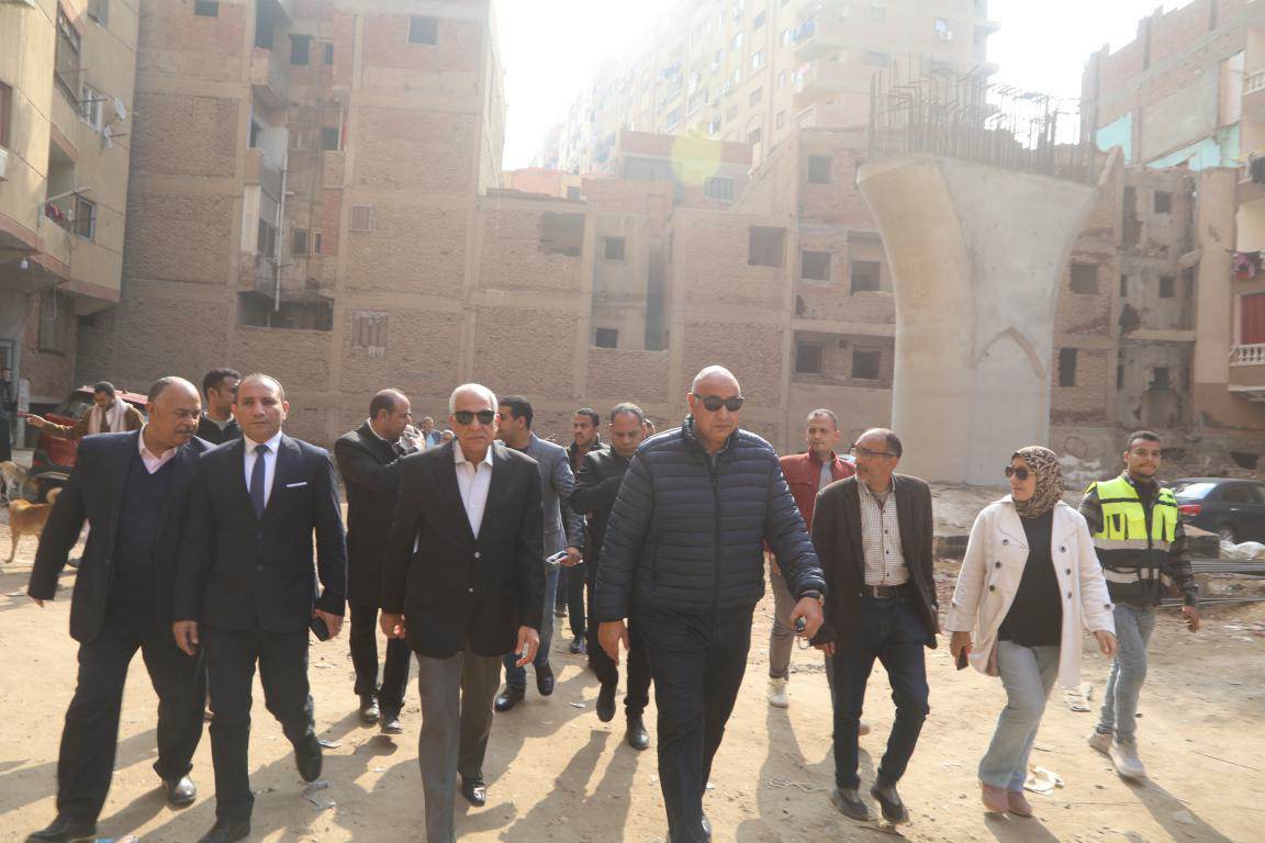 محافظ الجيزة ورئيس جهاز تعمير القاهرة الكبرى يتفقدا مسار محور عمرو بن العاص للوقوف على حجم إنجاز الأعمال
