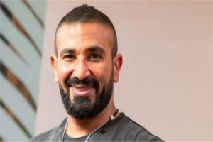 سر بكاء أحمد سعد في حفل محمد منير بالسعودية