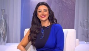 بعد أزمتها الأخيرة.. فريدة سيف النصر تدافع عن رضوى الشربيني