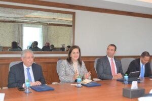 وزيرة التخطيط: الحياد التنافسي أساس وثيقة ملكية الدولة