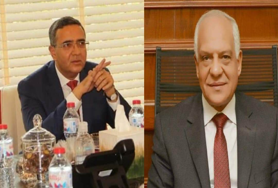  خطاباً من السفير الهندي بالقاهرة للتهنئة بالمشاركة الفعاله لطلاب الجيزة في مسابقه ” لمحات من الهند “