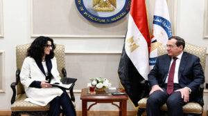 وزير البترول: التعاون مع إينى الإيطالية نموذج متميز للشراكات الناجحة