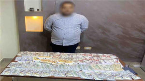 سقوط مالك محل مجوهرات لاتجاره فى النقد الأجنبى بالمعادي