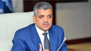 أسامة ربيع: العقد المتداول بشأن التعاقد مع شركة أجنبية لإدارة القناة مزيف