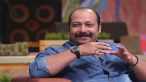 محمد ثروت يظهر بشخصية جديدة في “حمد الله على السلامة”