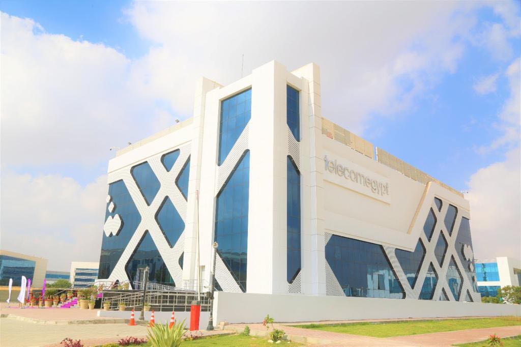 لأول مرة في مصر وأفريقيا.. المصرية للاتصالات تحصل على الشهادة الذهبية من المستوى الثالث للاستدامة التشغيلية