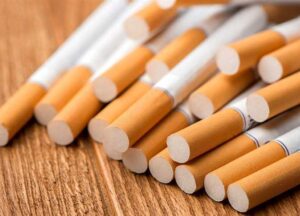 مصلحة الجمارك: سعر السجائر يختص بيها المستورد.. و100 جنيه ضريبة على كل كيلو