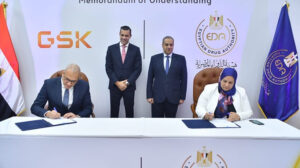 هيئة الدواء توقع مذكرة تفاهم مع شركة جلاكسو سميثكلاين مصر للأدوية لرفع كفاءة الصيادلة