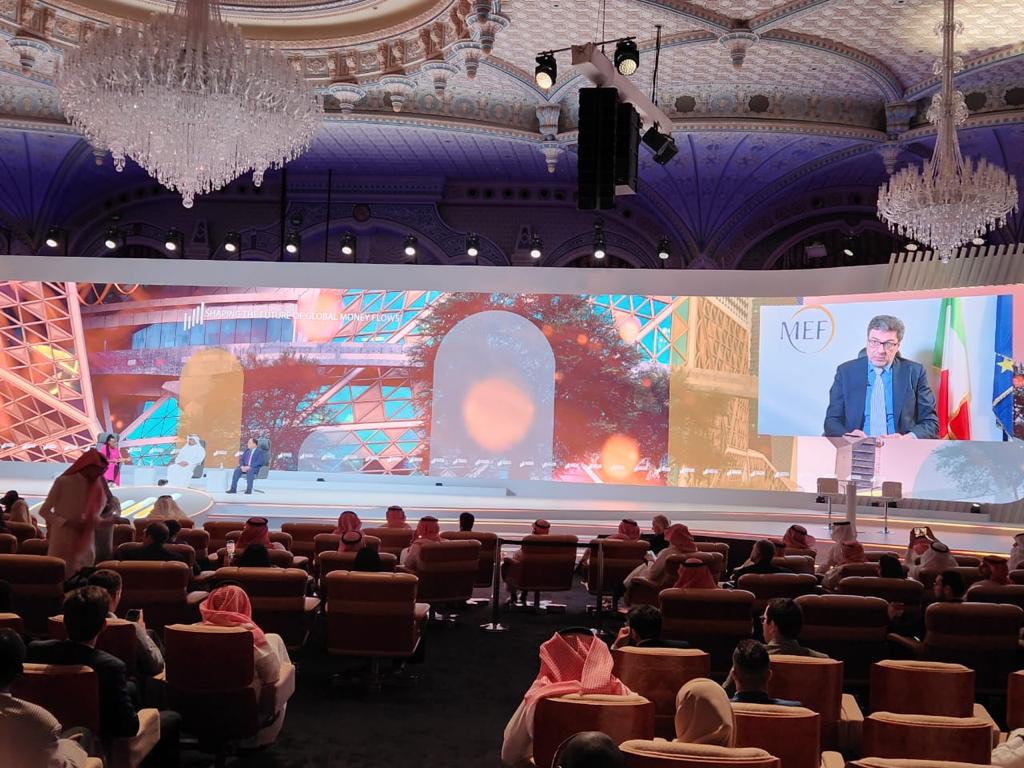 وزير المالية السعودي:  مصر ستنطلق وستكون دولة اقتصادية كبرى.. رغم الصعوبات