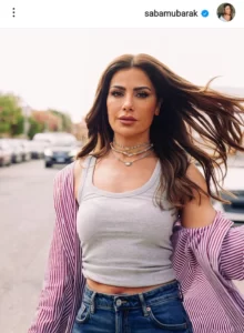 صبا مبارك تخطف الأنظار بلإطلالة صيفية