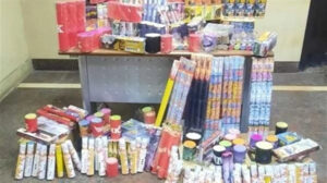 أمن القاهرة يضبط شخص بحوزته مليون صاروخ وألعاب نارية بمنشأة ناصر