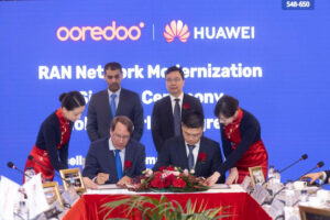 Ooredoo توقع اتفاقية تعاون مع Huawei لتطور تجربة عملائها عبر شبكات محدثة خلال فعاليات المؤتمر العالمي للجوال 2023