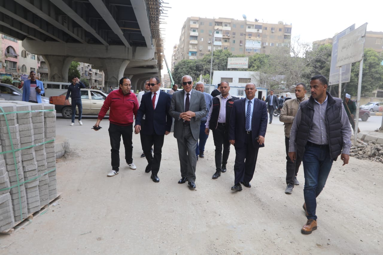 متابعه اعمال التطوير ومشروعات الرصف بأحياء الهرم والطالبية