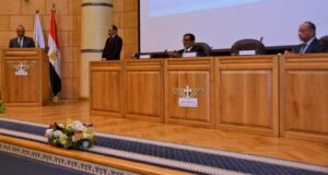 الأكاديمية المصرية لعلوم الطيران تحتفل بتخريج دورة مراقبة المنطقة الغير رادارية للمراقبين الجويين من دولة اليمن