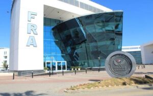 مساهمون بـ “الدولية للصناعات الطبية” يتقدمون بشكوى لـ” الرقابة المالية” ضد مجلس الإدارة