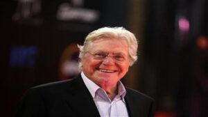 مهرجان مالمو السويدي يكرم حسين فهمي