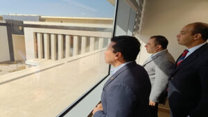 وزير الشباب والرياضة يتابع أعمال تطوير ومتابعة سير العمل خلال شهر رمضان